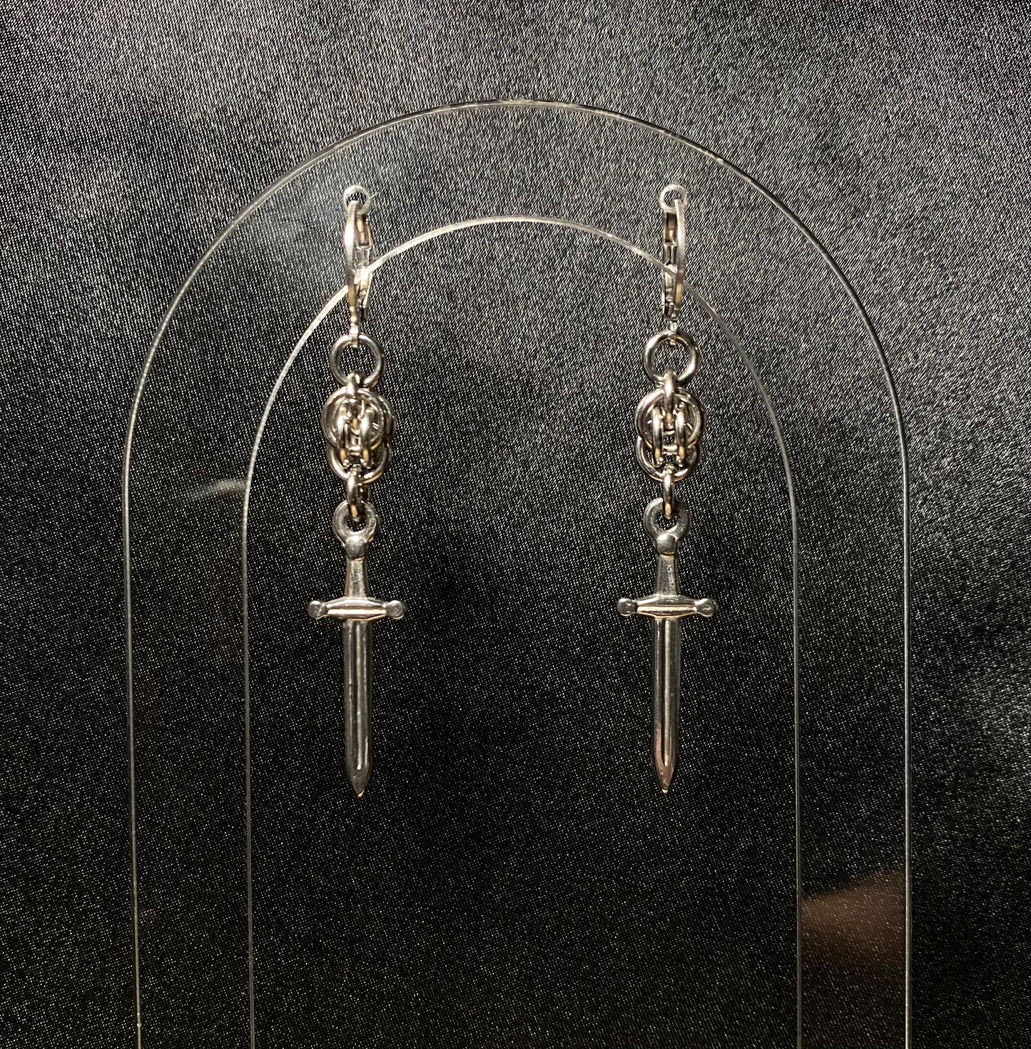 Thiefs blade earrings