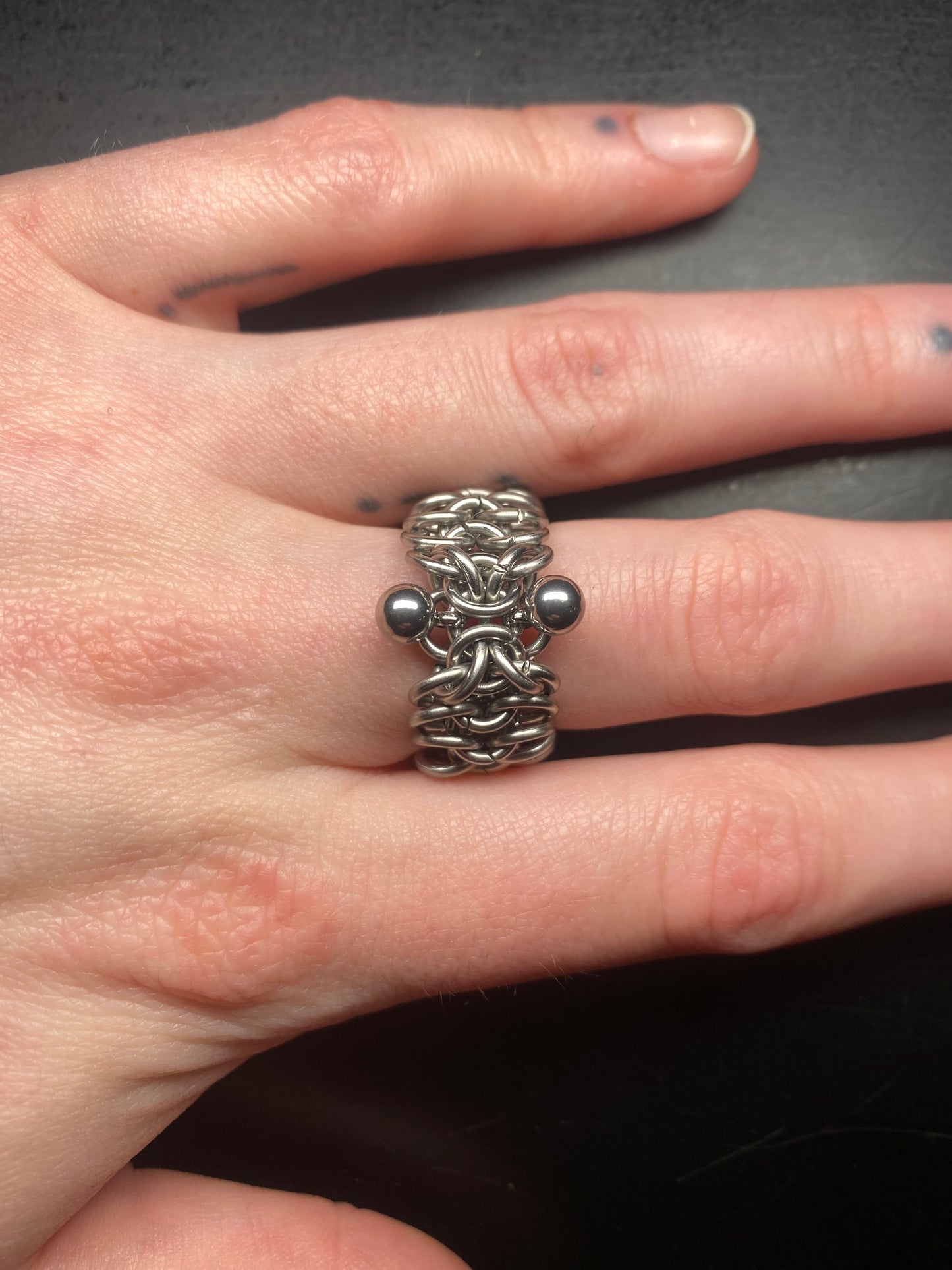 Bobbles ring