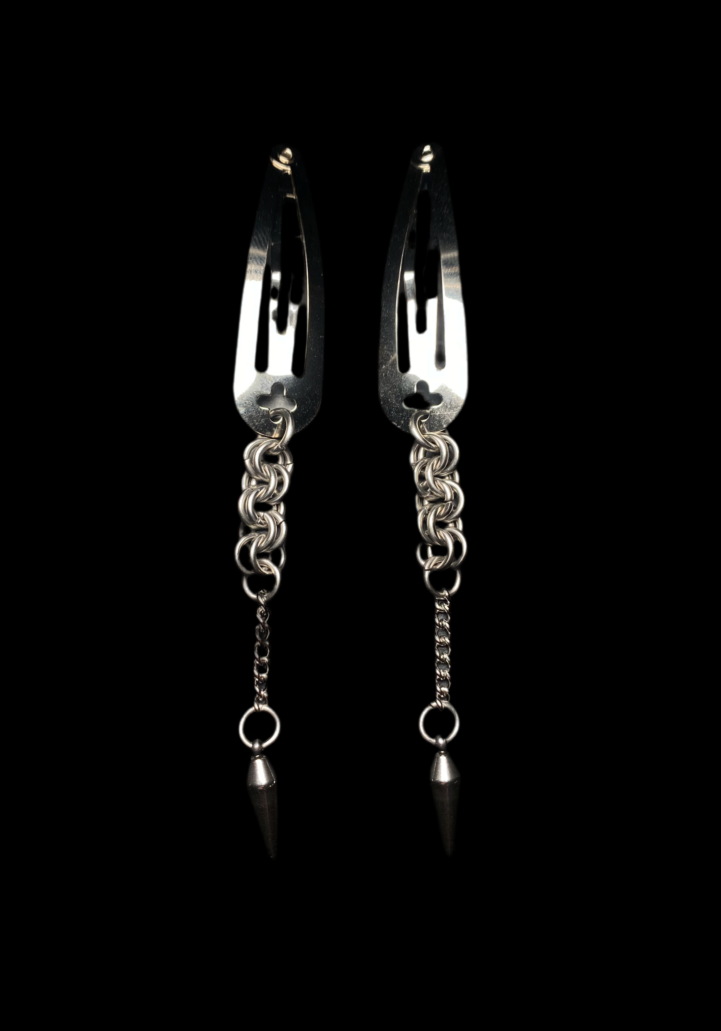 Flail hairclip