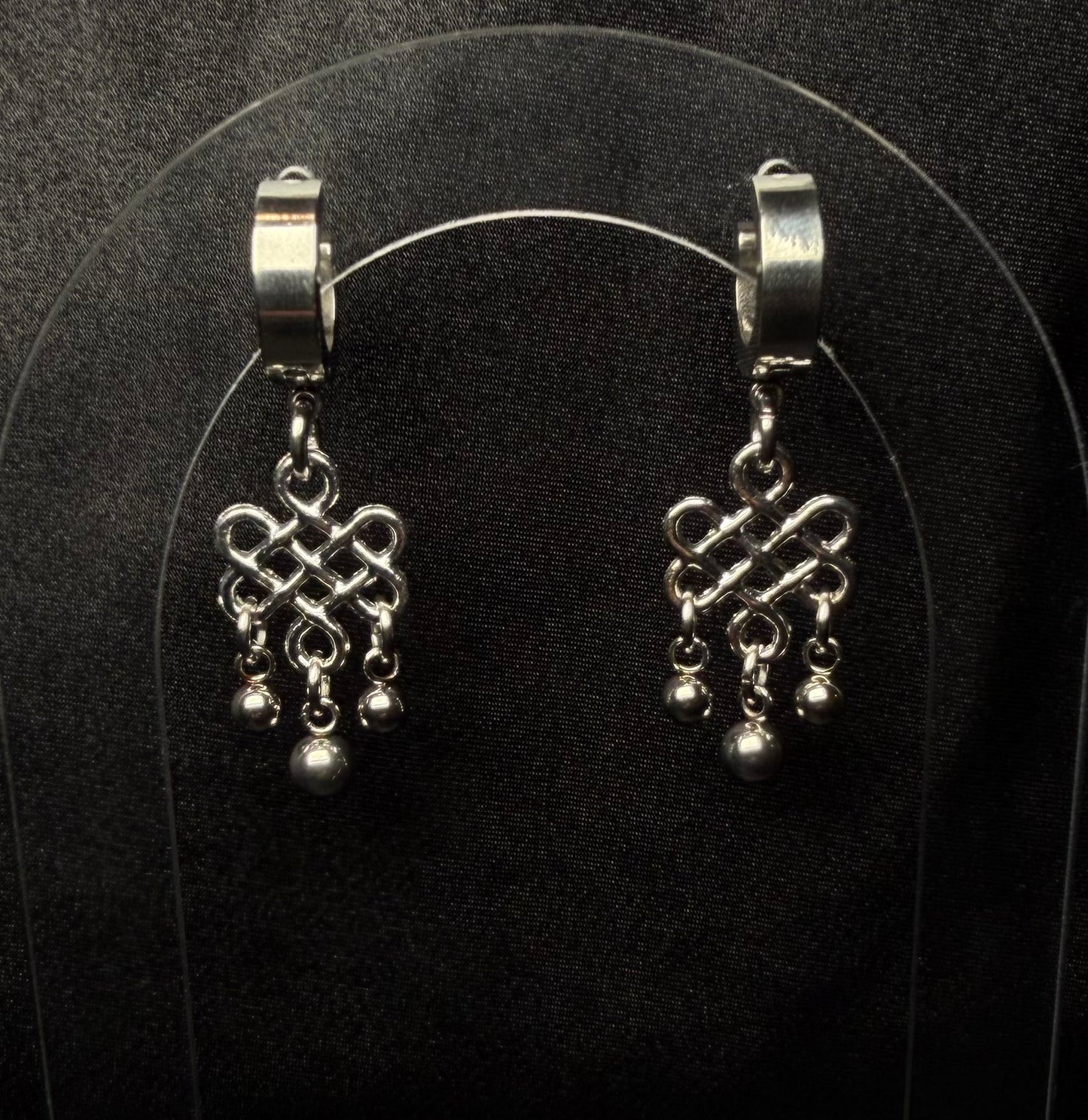 Woven dewdrop earrings