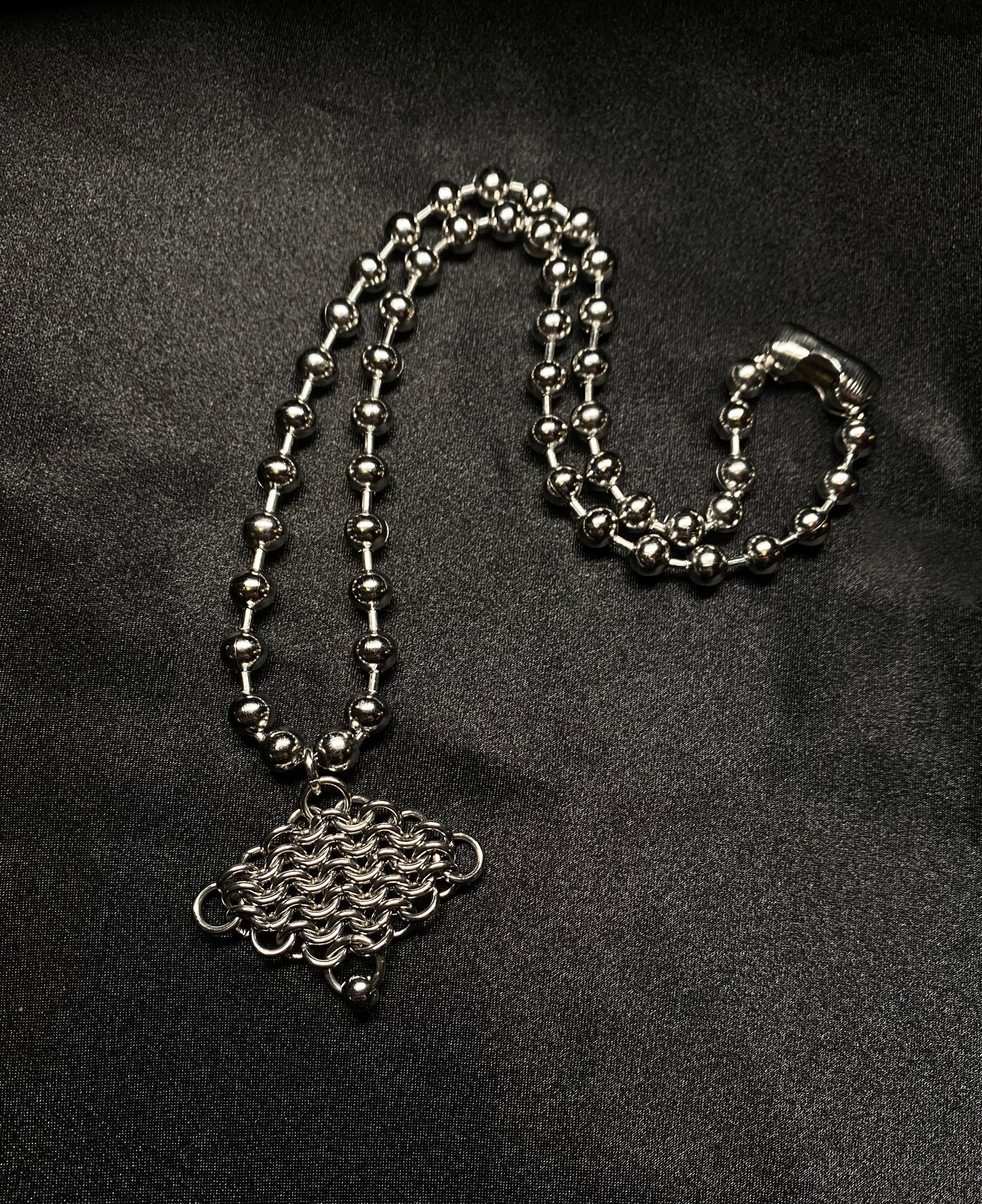 Manta necklace