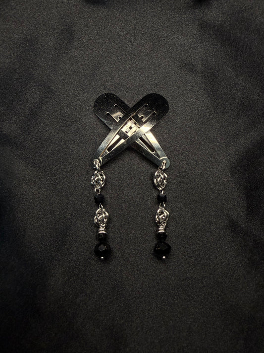 Black swan hairclip