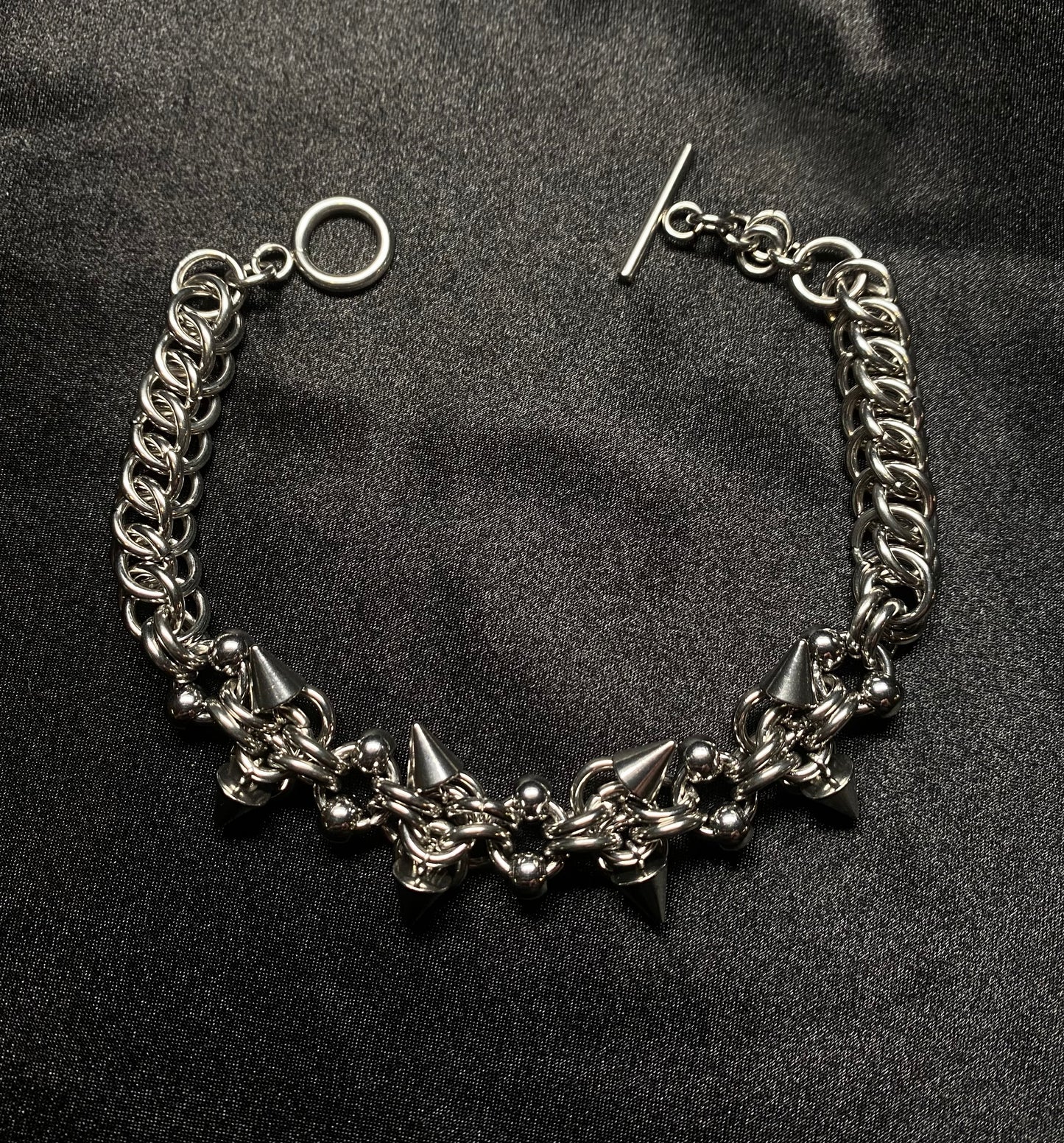 Crown-of-thorns bracelet
