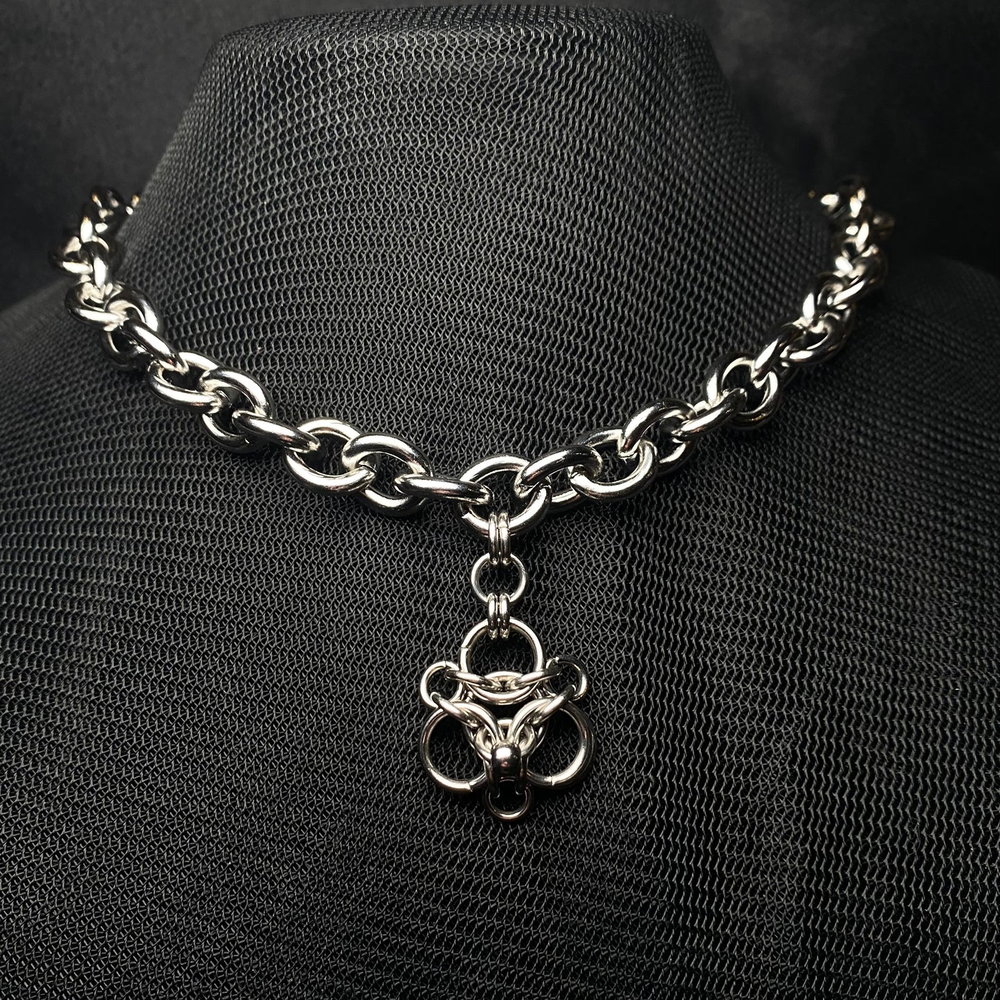 Orchid choker