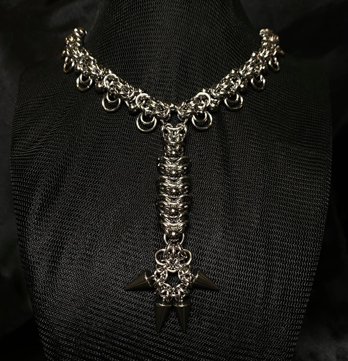 Dragons paw necklace