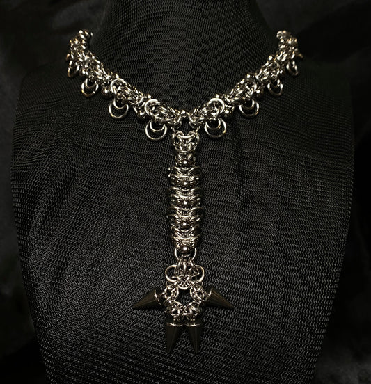 Dragons paw necklace