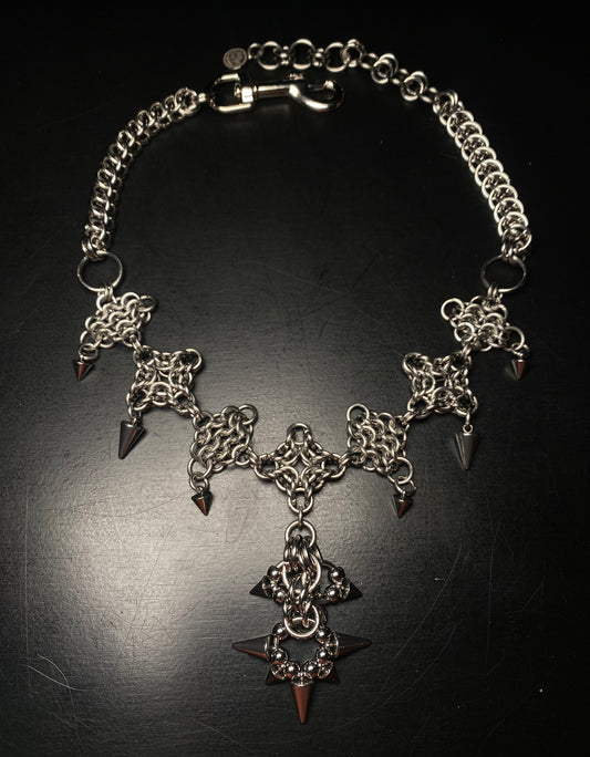 Bairrfhionn necklace